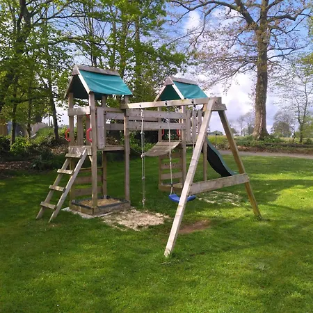 Le Champ Bourdon 度假居 Saint-Maur-des-Bois